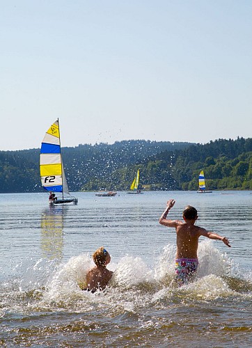 Baignade surveillée au Lac de Lavalette