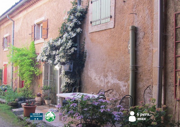 Gîte de la truie qui file