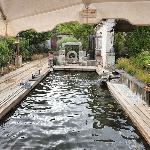 Gîte de la truie qui file