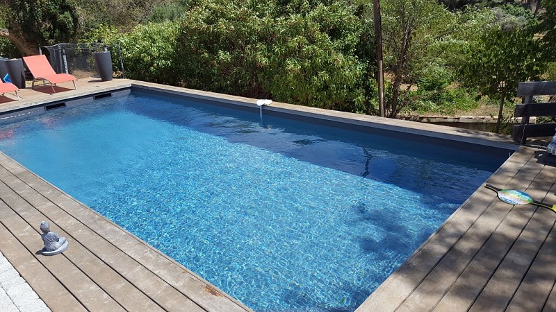 Bastide de la clare : 8 personnes proche mer 4 chambres, piscine, billard...