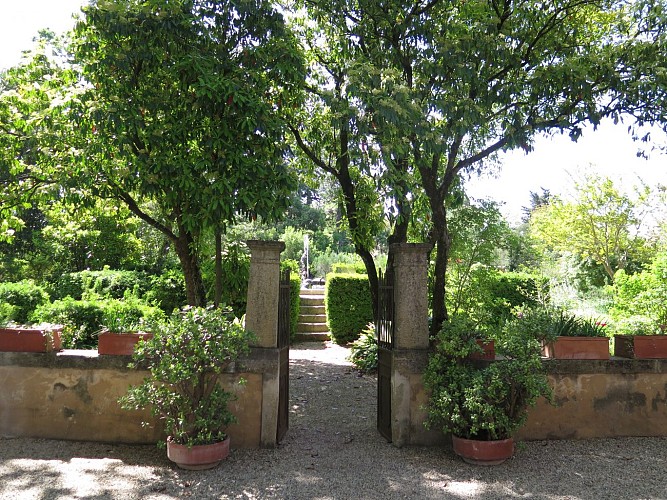 Harmas Jean-Henri Fabre Gardens