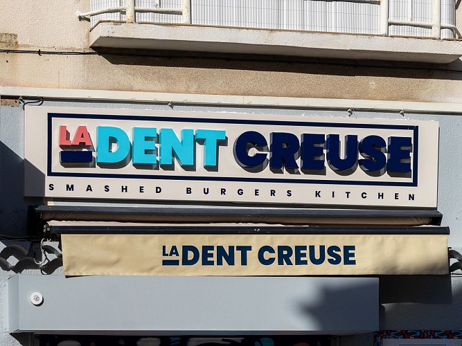 La dent creuse