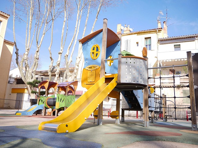 Playground  Gabriel Péri