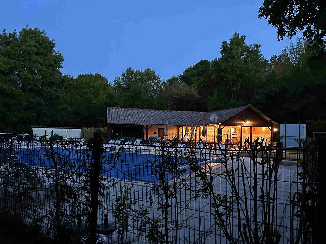Camping La Vallée des Vignes