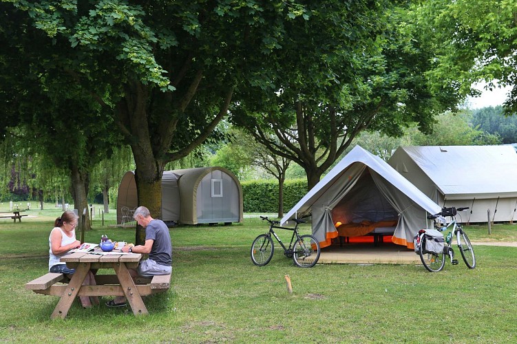 Camping Les Rives du Douet