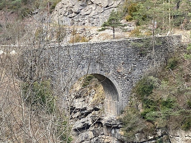 Pont haut