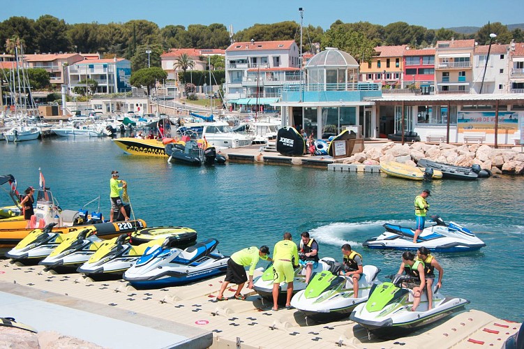 First jet ski tour for less than 16 y.o children with New Gliss