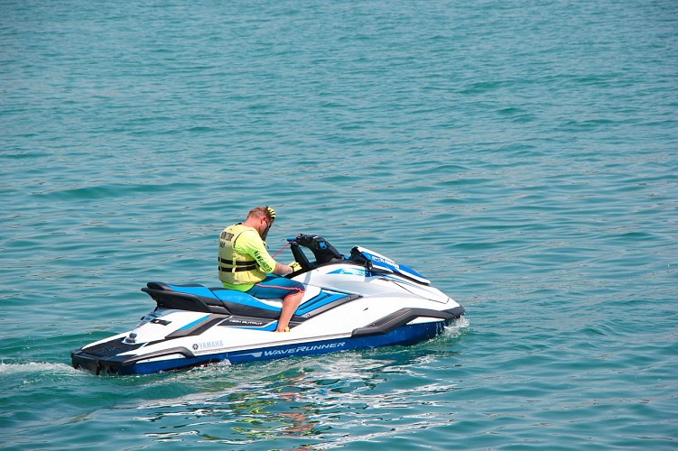 First jet ski tour for less than 16 y.o children with New Gliss