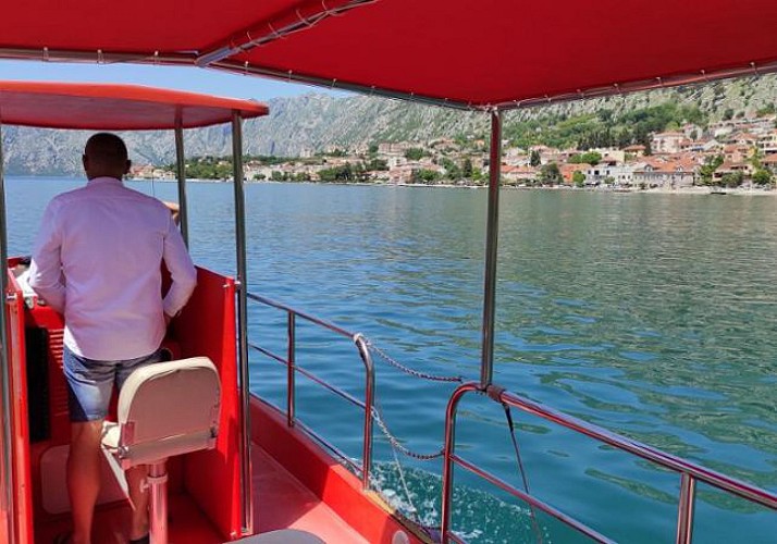 Croisière en semi sous-marin dans la baie de Kotor - Monténégro