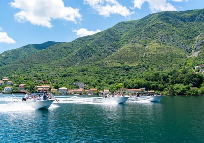Croisière en speed boat à la découverte de la baie de Kotor & de la Grotte Bleue - Au départ de Kotor