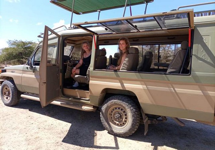 Safari 2 jours/ 1nuit dans la réserve de Selous – Transferts inclus depuis Zanzibar