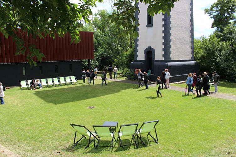 dejeuner-ile-patirsa-estuaire-gironde-800x600---credit-blaye-tourisme