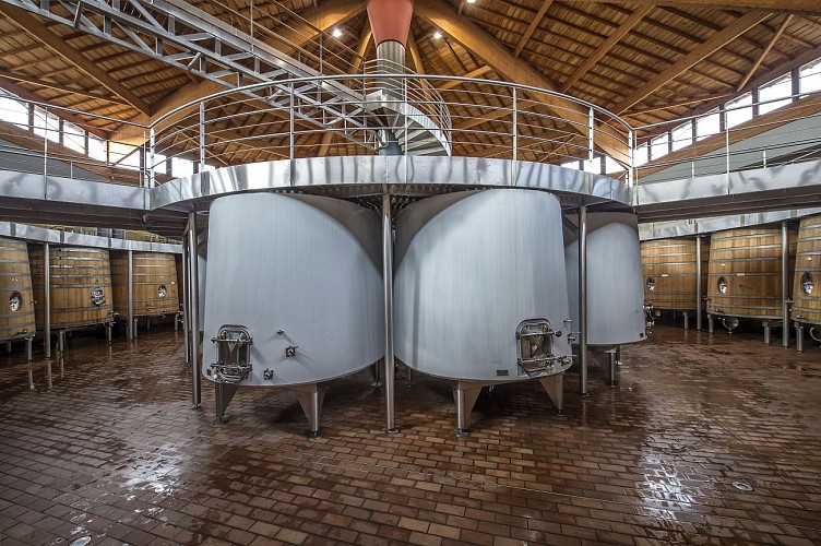 CHATEAU D'AIGUILHE - CUVIER_©François Poincet