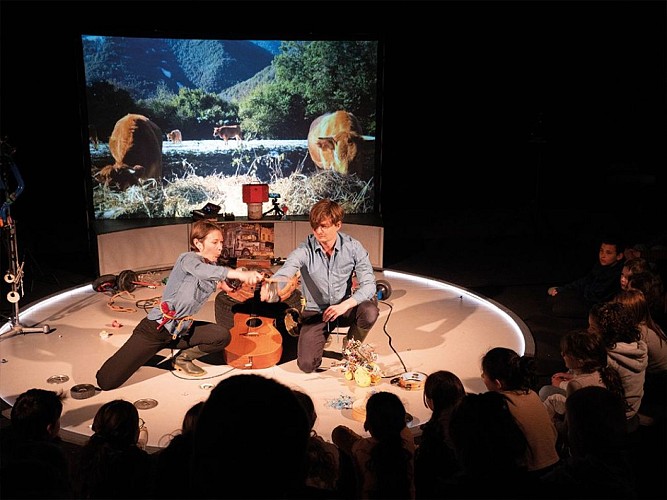 spectacle-centre-multimedia-neuvic