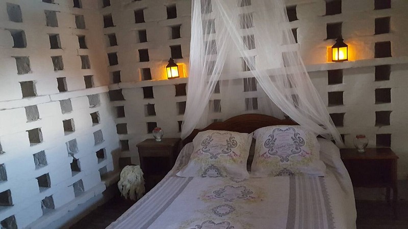 Chambre insolite dans le pigeonnier