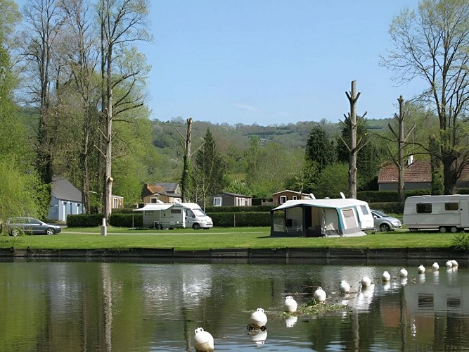 Les Rochers des Parcs campsite