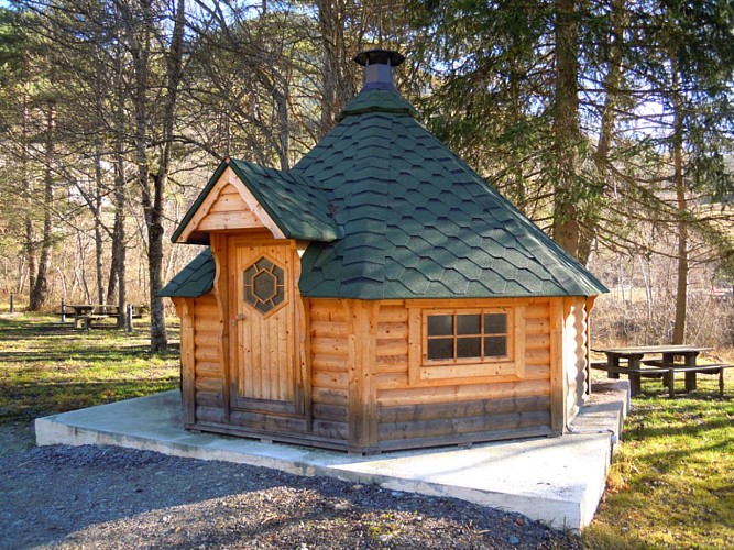 Aire de service et de stationnement pour Camping-car d'Auzet