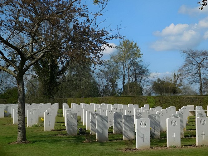 Cimetiere militaire britannique - Saint-Désir - Lisieux (6)