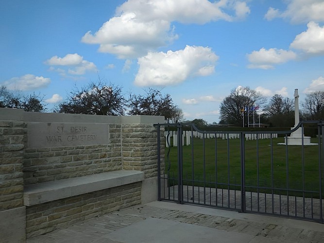 Cimetiere militaire britannique - Saint-Désir - Lisieux (2)