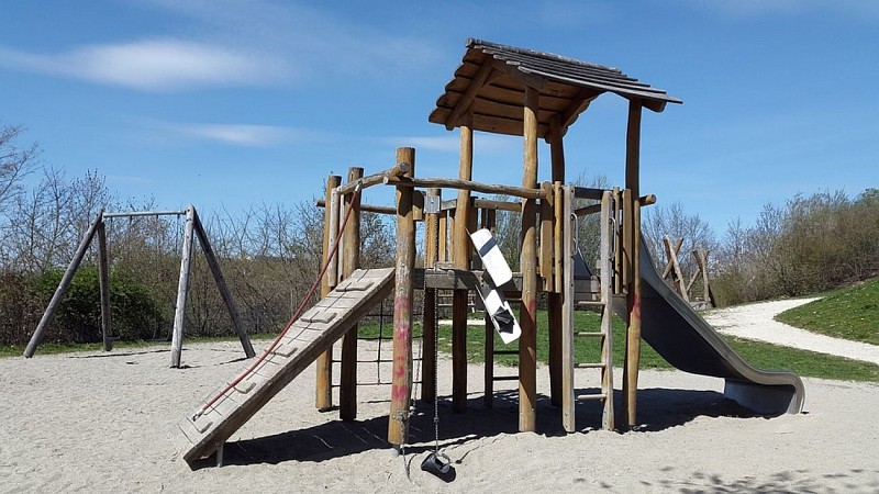 adventure-playground-722369_960_720