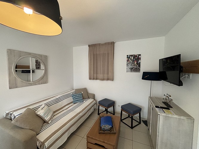 Maison dans un village vacances avec une pisicne collective.