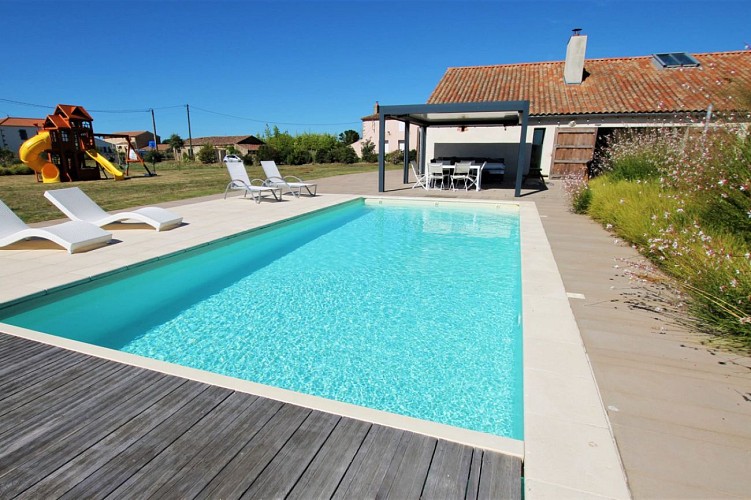 Villa la Grange avec piscine chauffée proche port Bourgenay à Talmont Saint Hilaire