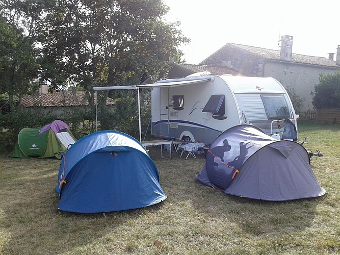 CAMPING AUX PRAIRIES DE PACOUINAY