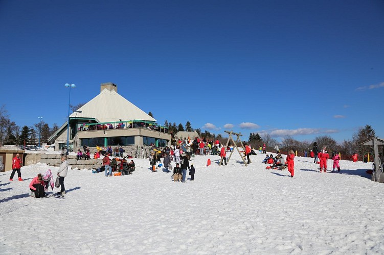 Chalet de groupe la Croix de Bauzon