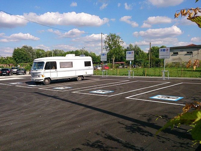 Meaux motorhome park