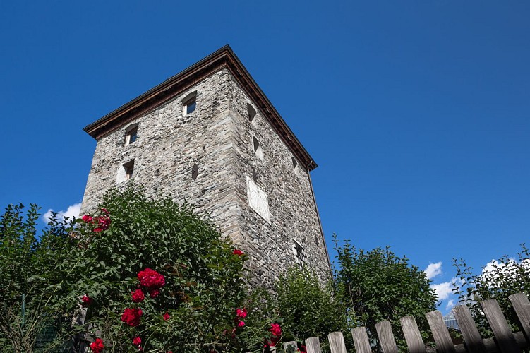 Tour Sarrazine, musée