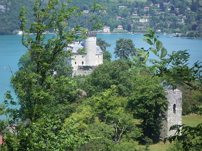 Panorama of the Mountain of Le Taillefer