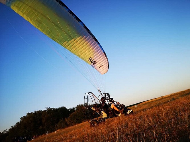 Aériance - Baptême de l'air en paramoteur ou montgolfière