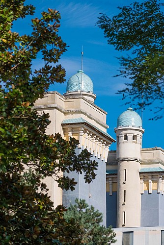 Grand établissement thermal