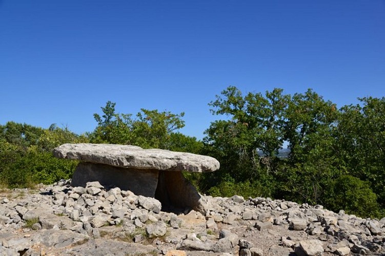 St Alban Auriolles - Calvary Dolmen