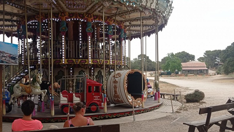 Carrousel of the Grand Parc de Figuerolles