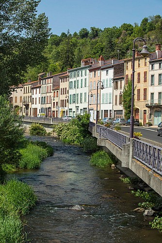 Champeix, cité des jardins - Petite Cité de Caractère ®