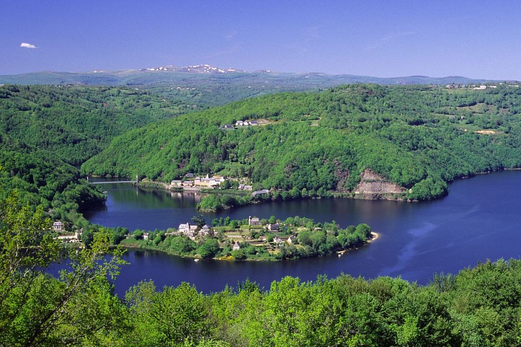 Gorges de la Truyère et Lac de Sarrans