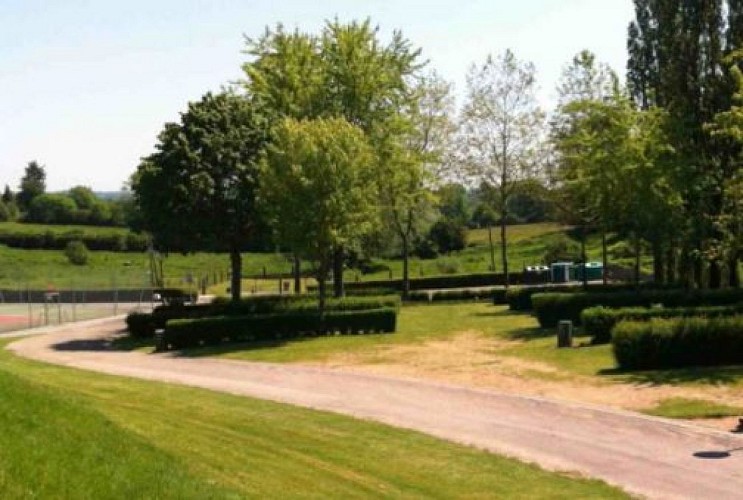 Aire d'accueil et de services - Deux-Chaises