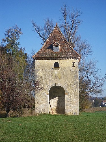 Château de Trenquelléon - le pigeonnier