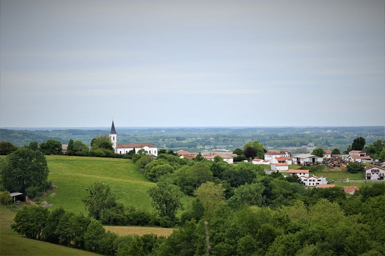 Visite de Guiche - vue sur le village