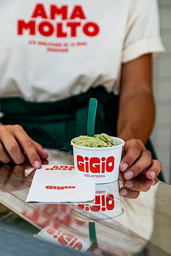 8deb48df3baa08ffcba54b1d4e42f226