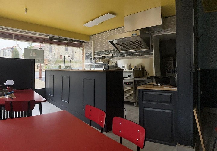 courlay-restaurant-chez-kalou-salle