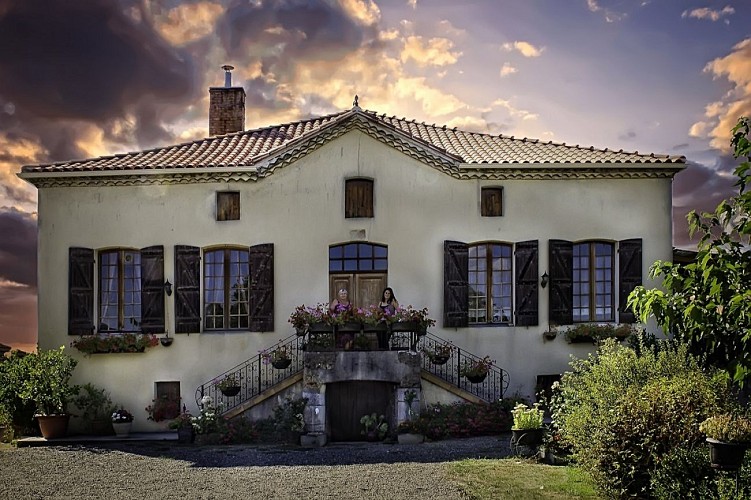 Maison- Façade- Jouatmaou
