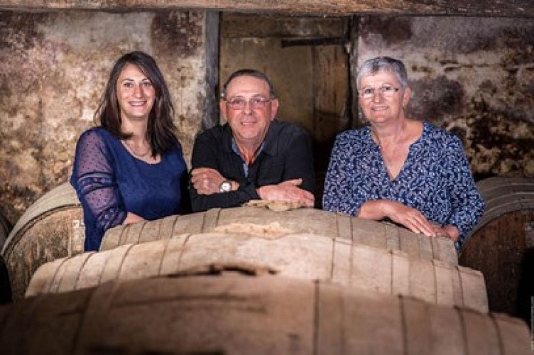 famille-lacave-armagnac-cave-bas-armagnac-le-frêche