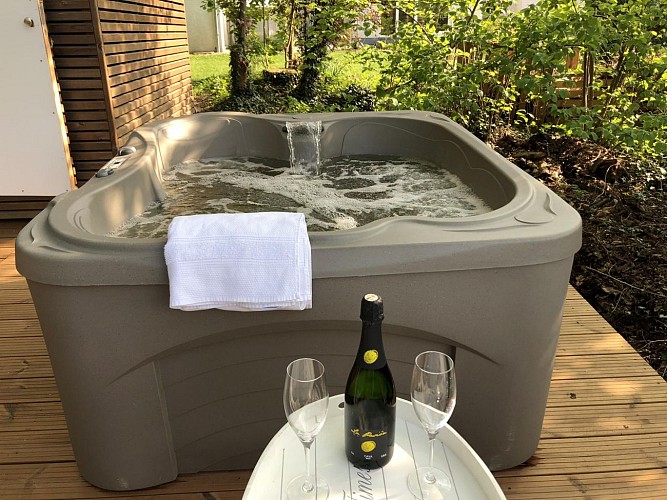 641820a8-b596-4cc8-82e9-ed9464189626