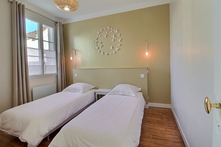 Photo chambre jardin 2 lits