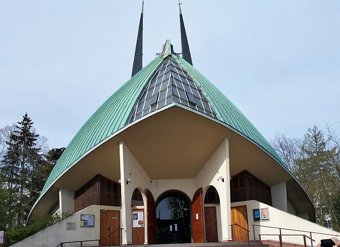 Eglise Notre Dame du Chêne
