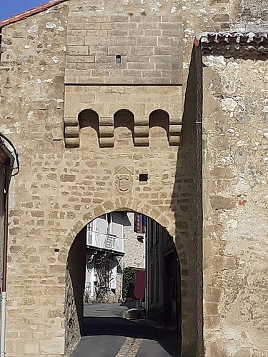 Porte à Machicoulis