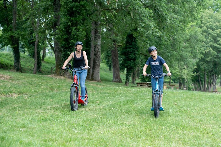 01 - Rando jeu en Trott'in Poitou WEB - Expériences Famille 2023 