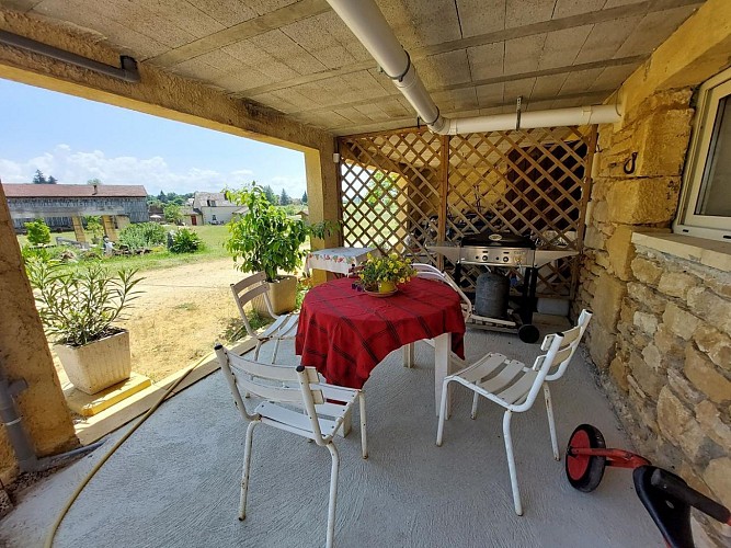 Naudissou avec piscine couverte à Sarlat